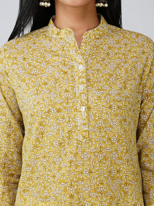 Trisha Siva Kurta