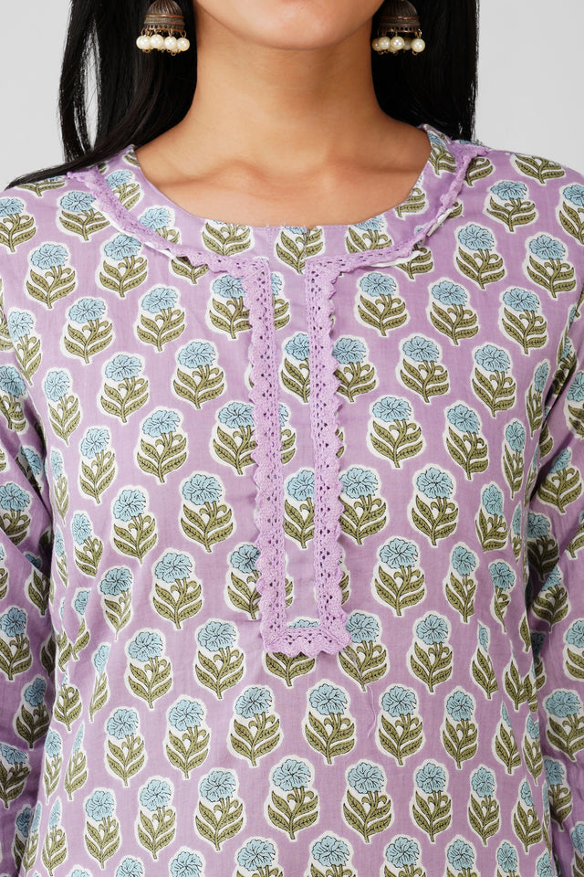 Kusha Lila Kurta