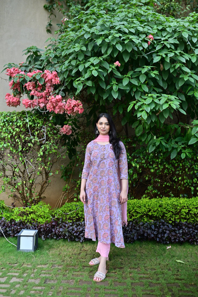 Anila Plava Suit Set