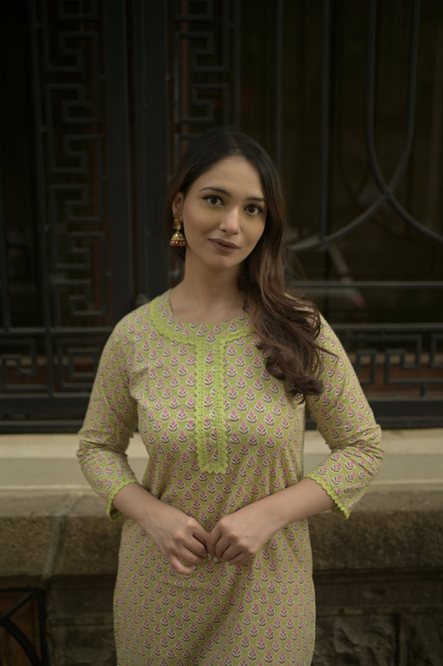 Kusha Indri Kurta