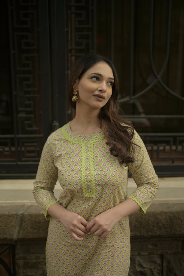 Kusha Indri Kurta
