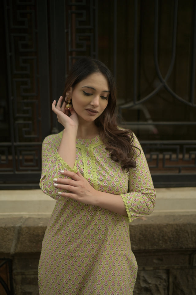 Kusha Indri Kurta