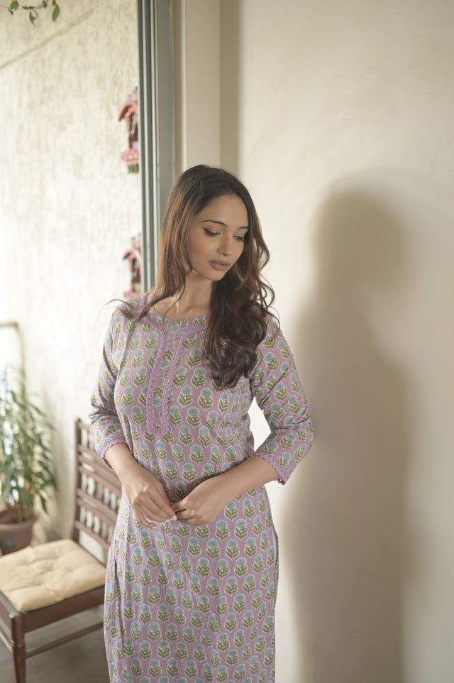 Kusha Lila Kurta