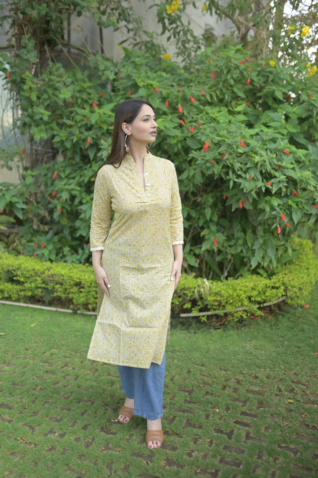 Trisha Siva Kurta