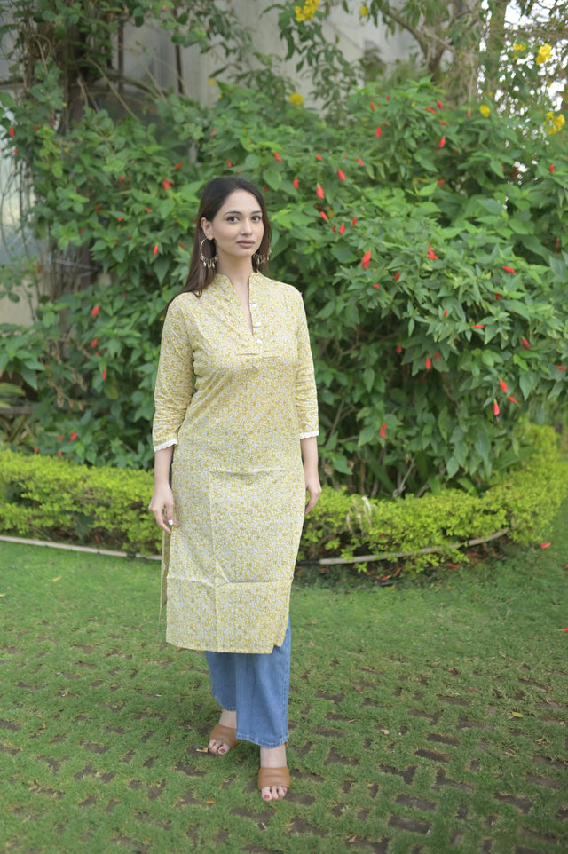 Trisha Siva Kurta