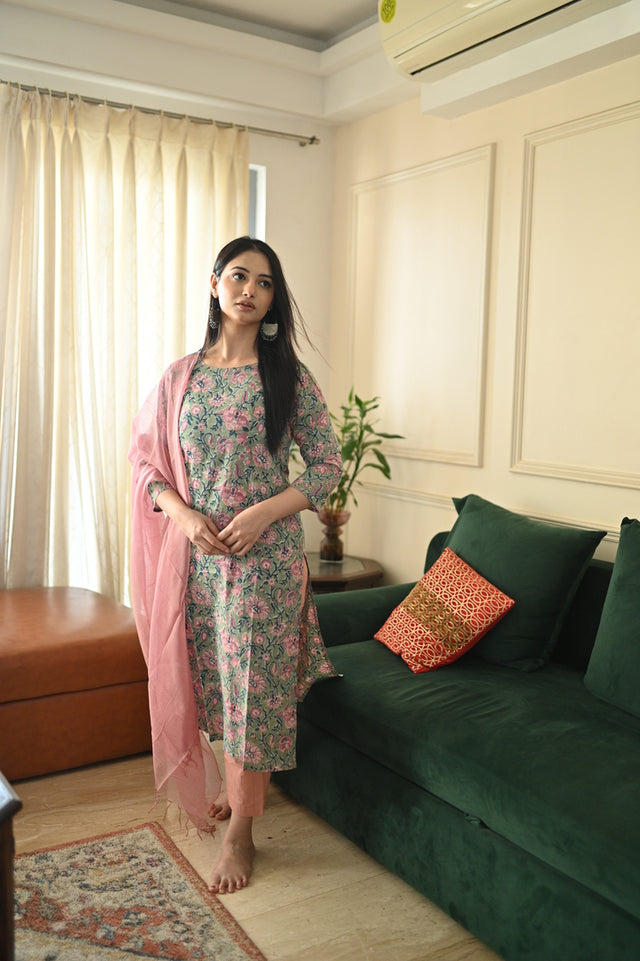 Amrita Naaz Suit Set