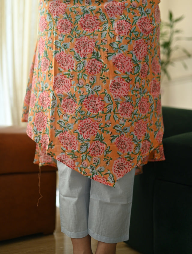 Naaya Gold Kurta Set