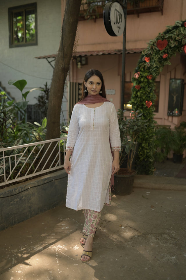 Noora Fiza Suit Set