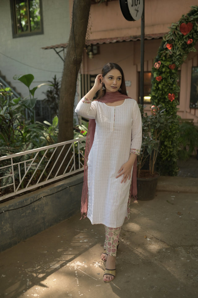 Noora Fiza Suit Set