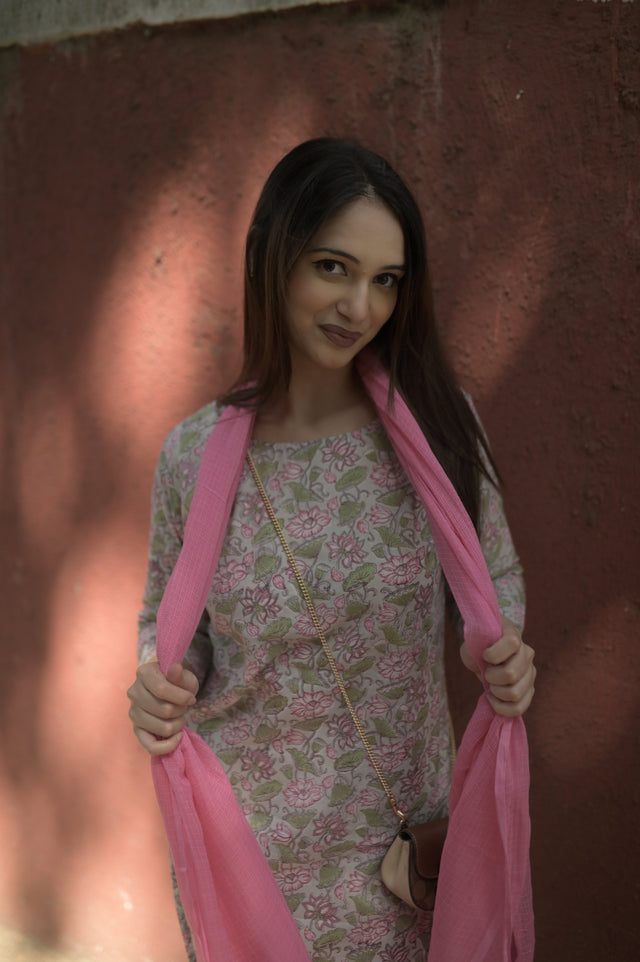 Amrita Mahi Suit Set