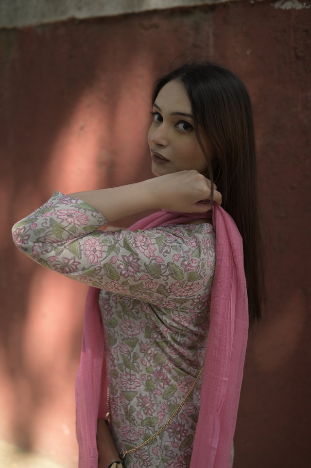 Amrita Mahi Suit Set