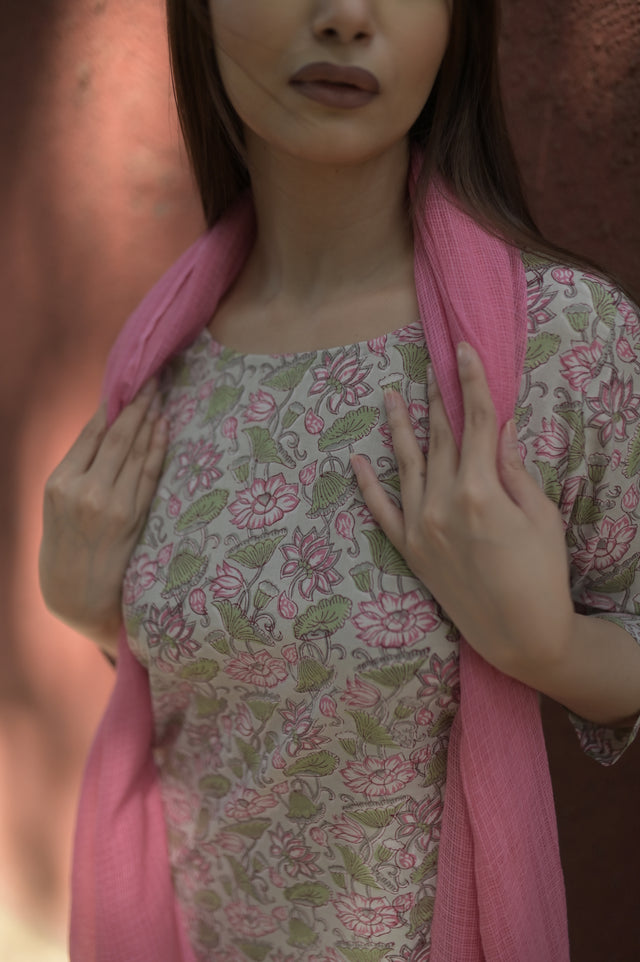 Amrita Mahi Suit Set