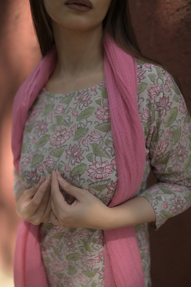 Amrita Mahi Suit Set