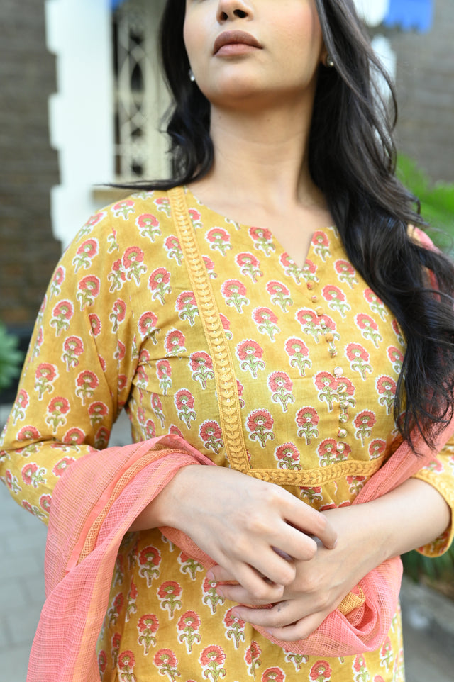 Kamal Surkh Suit Set