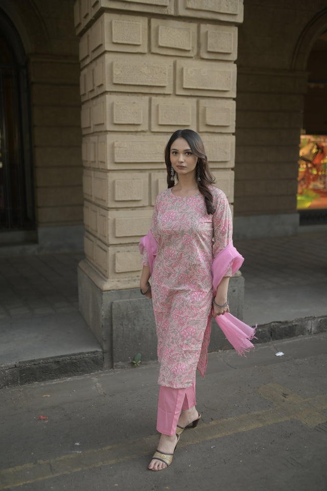 Amrita Ruhi Suit Set