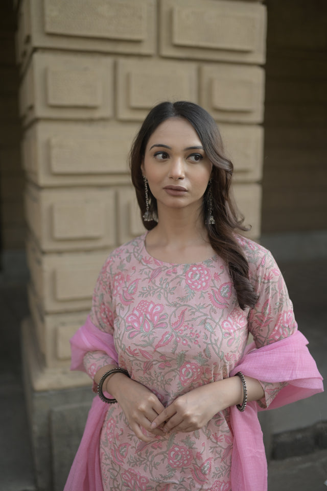 Amrita Ruhi Suit Set