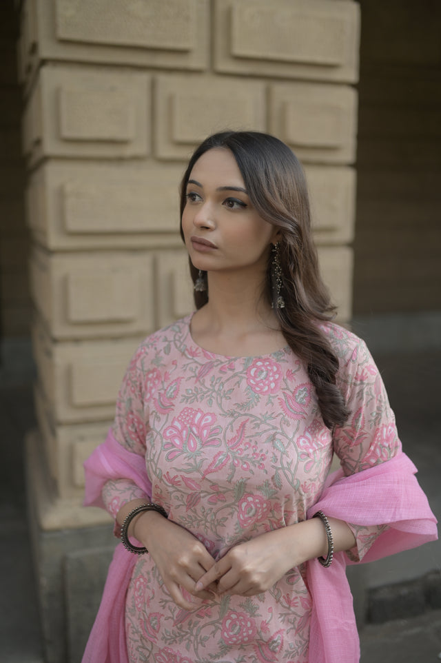 Amrita Ruhi Suit Set