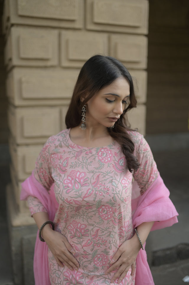 Amrita Ruhi Suit Set