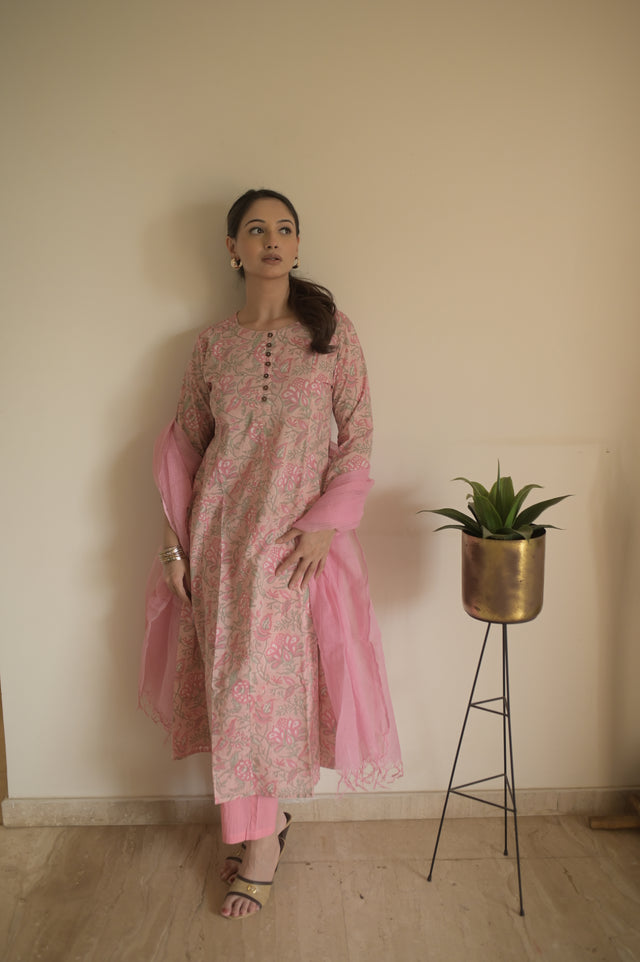 Anila Ruhi Suit Set