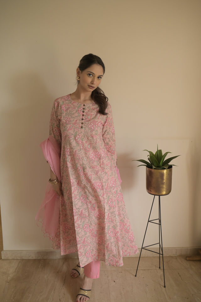 Anila Ruhi Suit Set