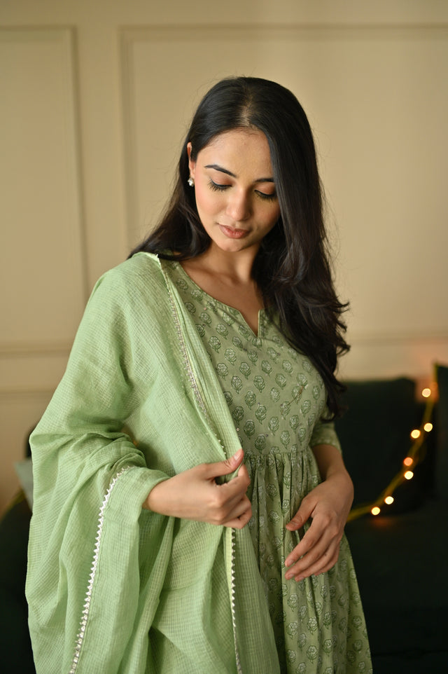 Rashmi Saba Suit Set