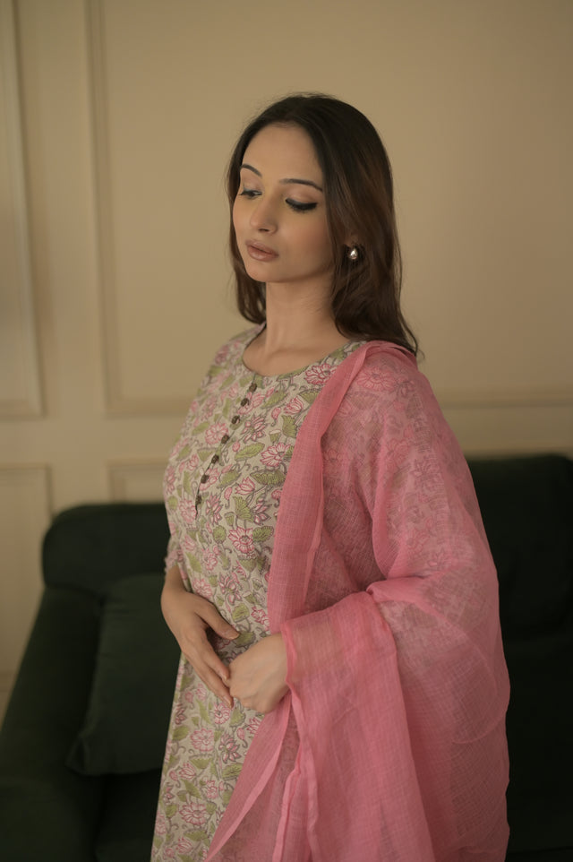 Anila Mahi Suit Set