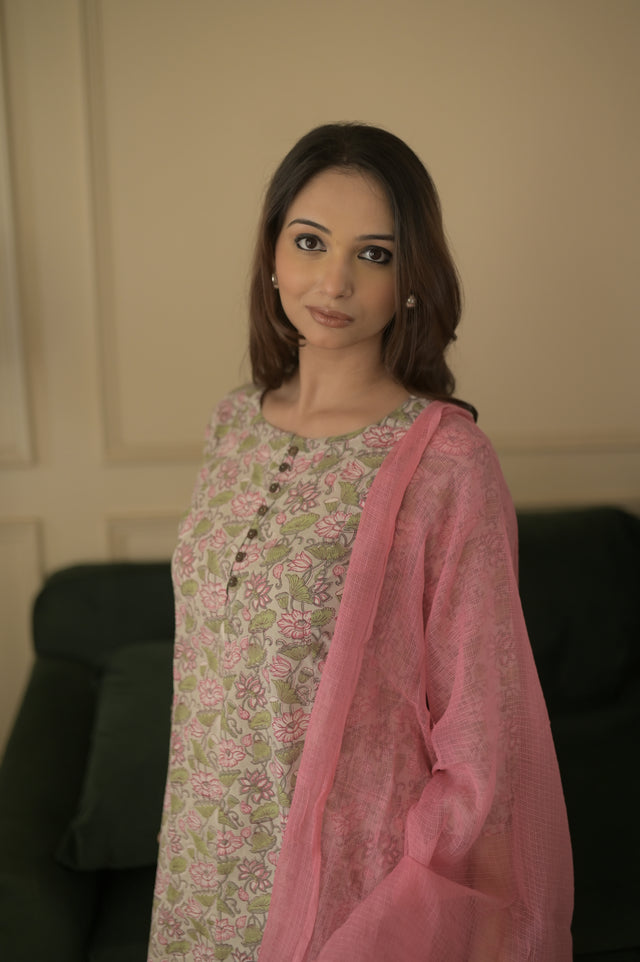 Anila Mahi Suit Set