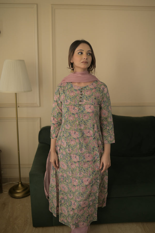 Anila Naaz Suit Set