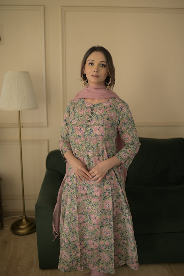 Anila Naaz Suit Set