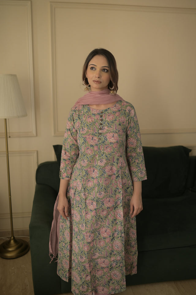 Anila Naaz Suit Set