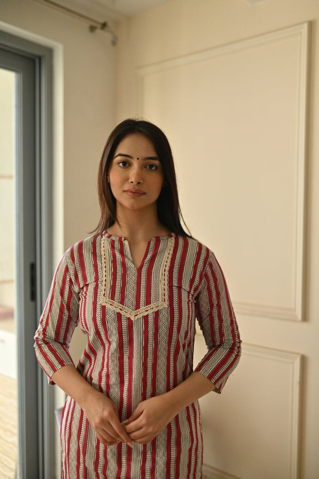 Taneya Nidhi Suit Set