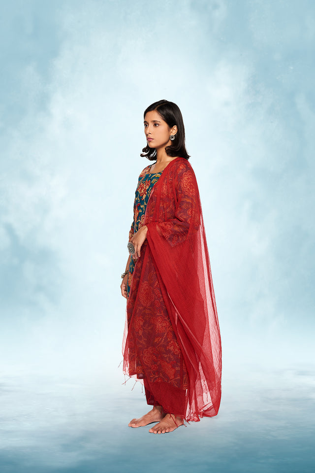 Amrita Priyam Suit Set